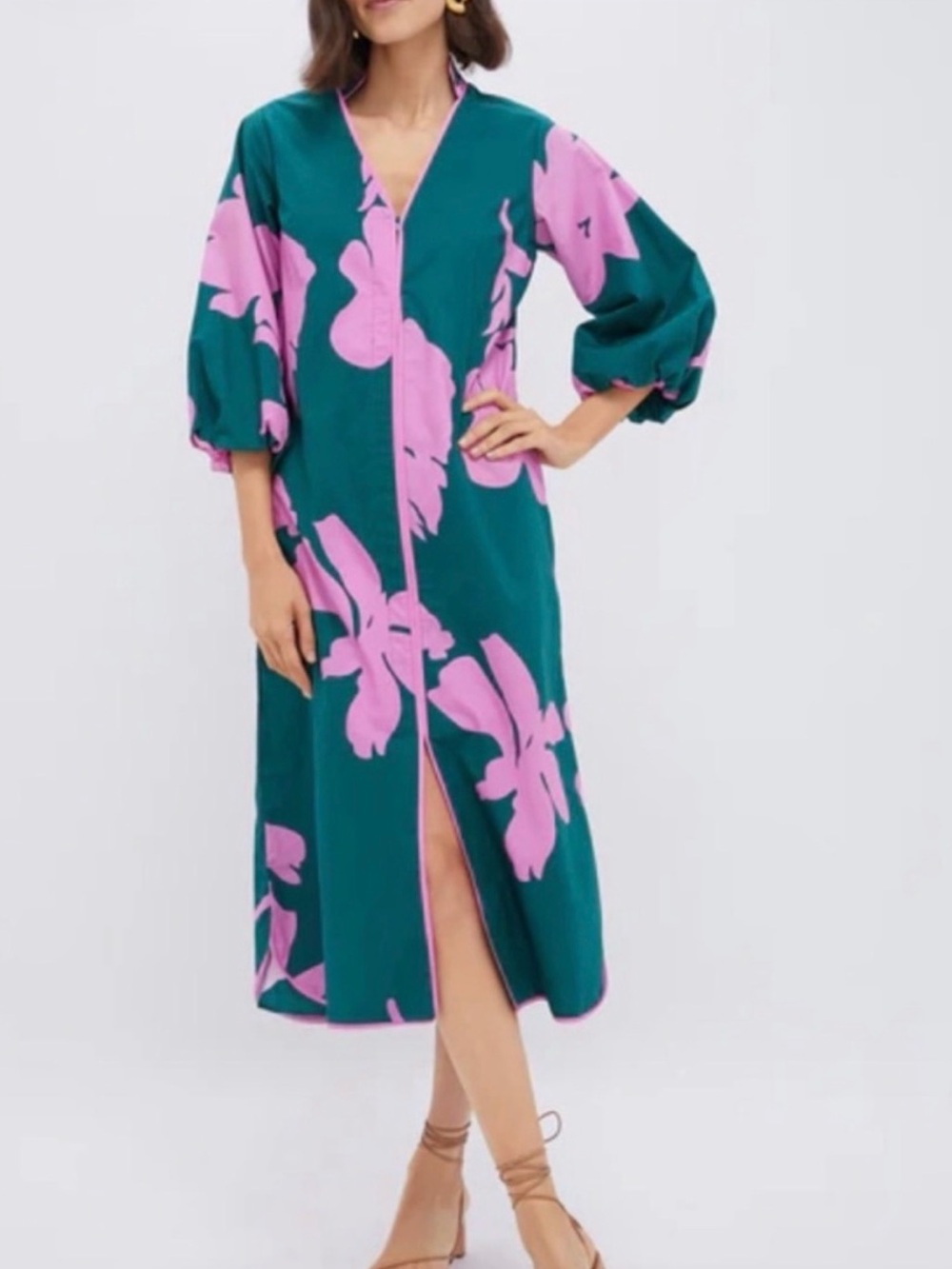 Hyacinth House Tuckernuck Arem Caftan dress green and pink